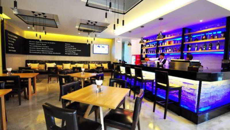 Parinda Hotel Bangkok Eksteriør bilde