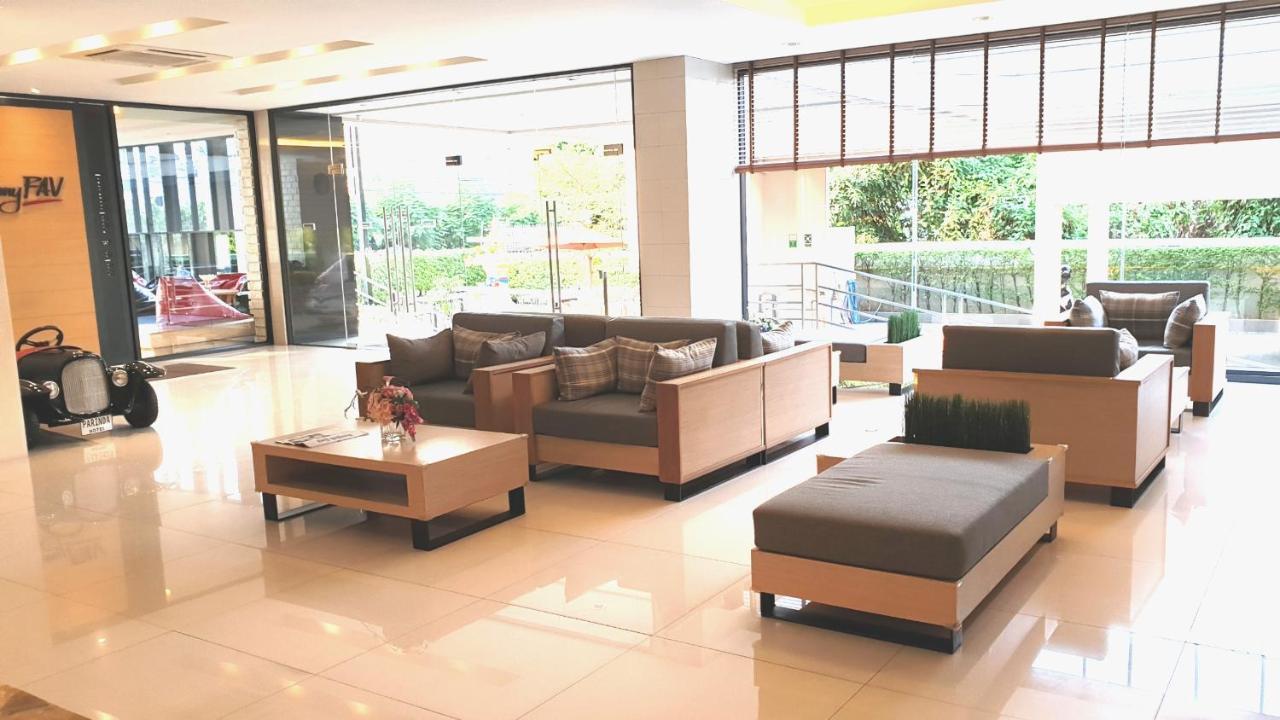 Parinda Hotel Bangkok Eksteriør bilde